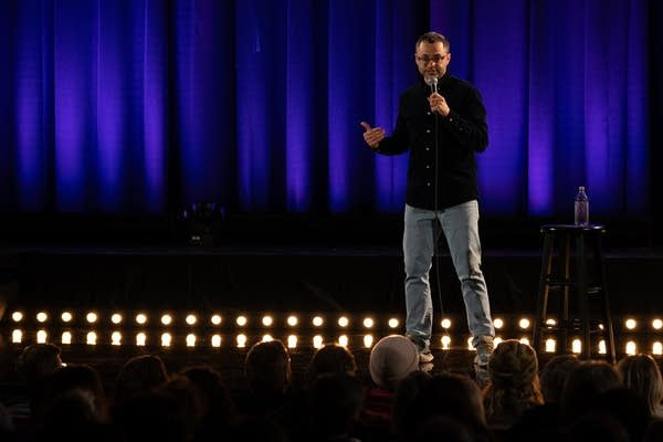 Joe Mande Has A “Chill” New Special Out Now